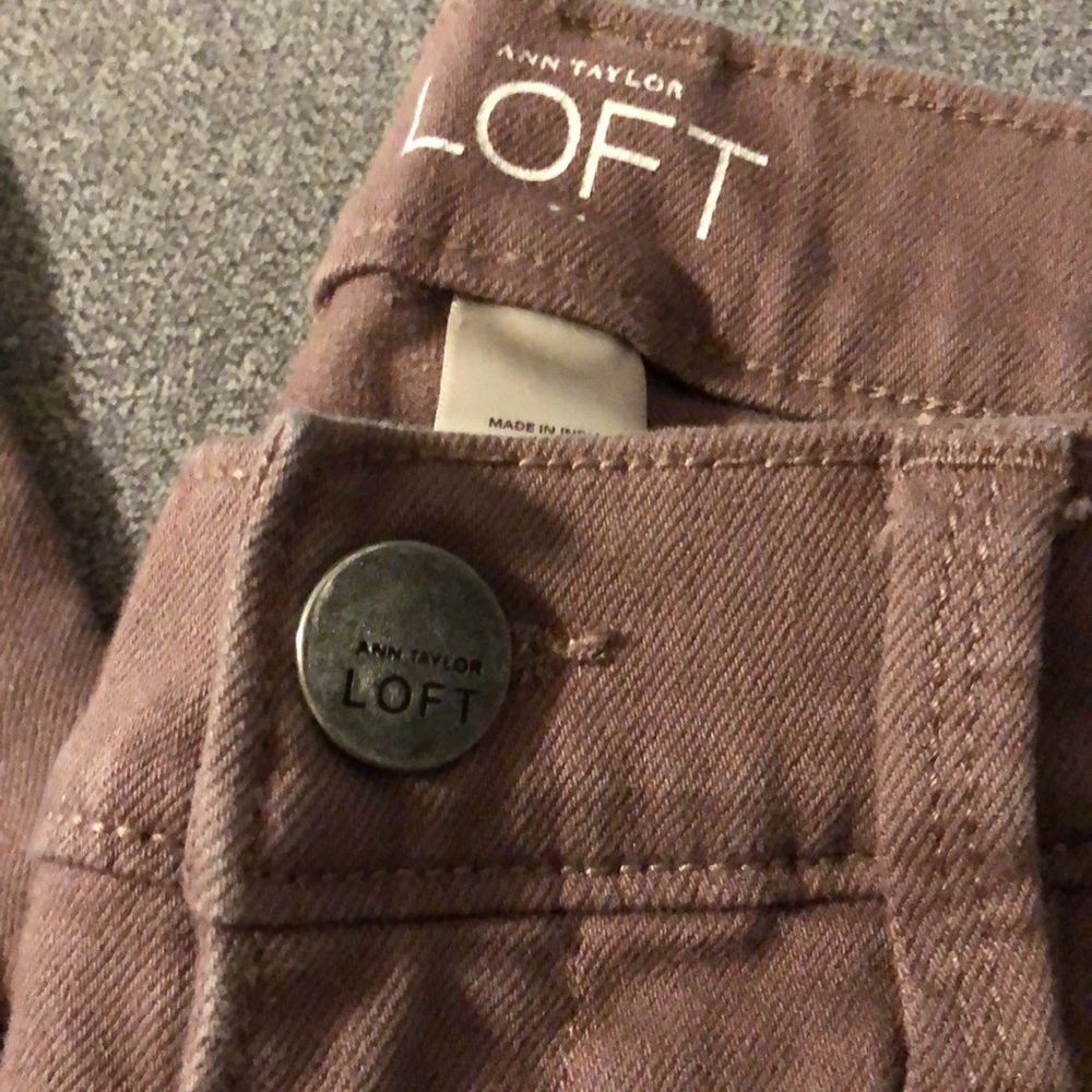 ANN TAYLOR LOFT SIZE 6 MODERN SKINNY LIGHT PURPLE JEANS